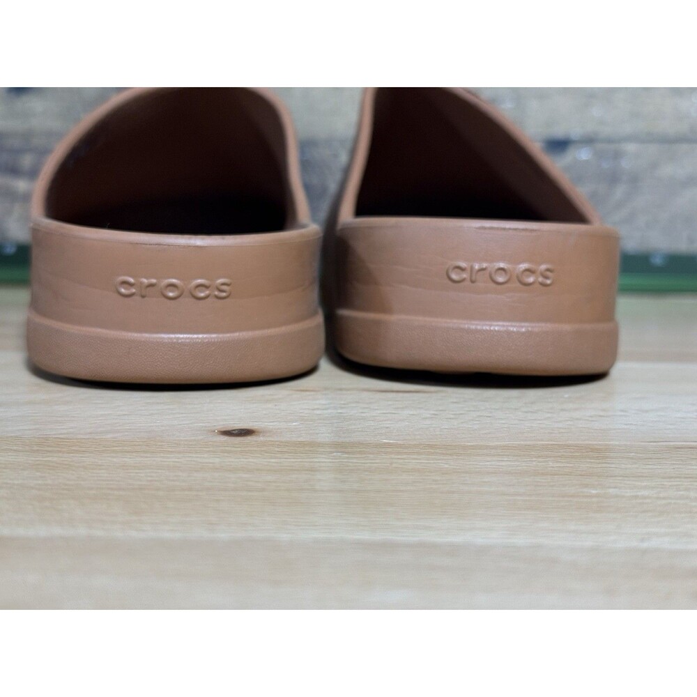 🔥🐊Crocs Dylan Clog Women’s 8 Cognac slip ons closed toe - EXCELLENT!! - Picture 7 of 9